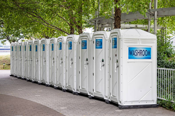 Best Sanitation services for porta potties  in Brookfield, NJ